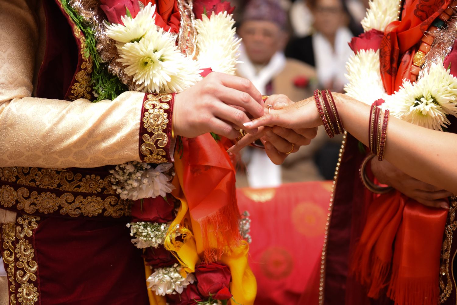 Love Marriage vs Arranged Marriage — What Does Your Kundli Say?